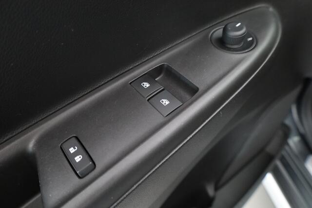 Opel KARL 1.0 Rocks Online Edition | Navi | Trekhaak | LMV| Cruise | PDC A