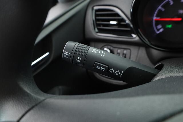 Opel KARL 1.0 Rocks Online Edition | Navi | Trekhaak | LMV| Cruise | PDC A