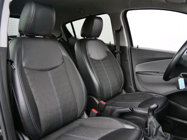 Opel KARL 1.0 ecoFLEX Innovation 74 Pk DAB / Apple Carplay / Navigatie / PDC