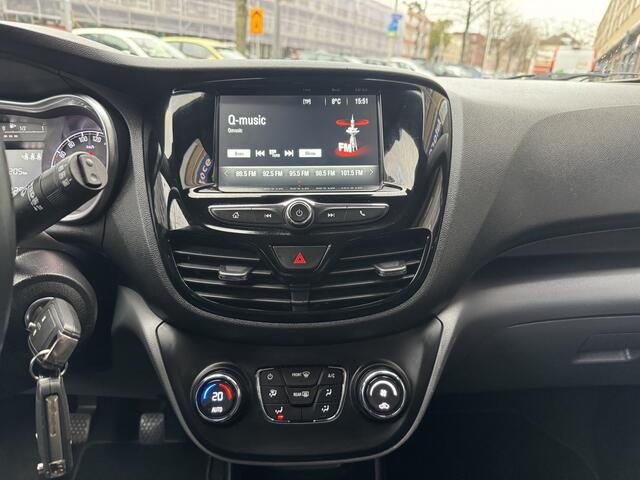 Opel KARL 1.0 ecoFLEX Innovation 97292KM! NAP | Apple Carplay | Climate Control | Cruise Control | Stoelverwarming | Stuurverwarming | Parkeersensoren | Lichtmetalen Velgen | Dealeronderhouden |