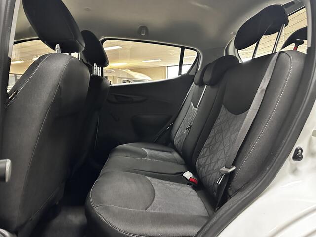 Opel KARL 1.0 ecoFLEX 120 Jaar Edition/ Airco/ Cruise/ Bluetooth/ Radio-CD/ Elek.Pakket/ Isofix/ C.V.Afstand/ Deelbare Achterbank.