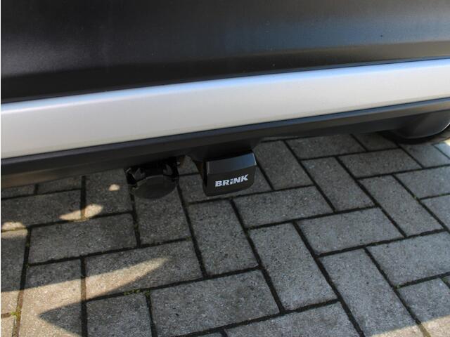 Opel KARL 1.0 Rocks Online Edition AIRCO / PDC / CARPLAY / TREKHAAK