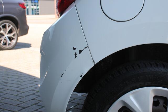 Opel KARL 1.0 ecoFLEX Edition ? AC ? Cruise ?