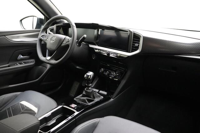 Opel MOKKA 1.2 Turbo Ultimate | Black Pack | Massagestoel | 18'' velgen | Navigatie | Achteruitrijcamera | Adaptieve Cruise Control