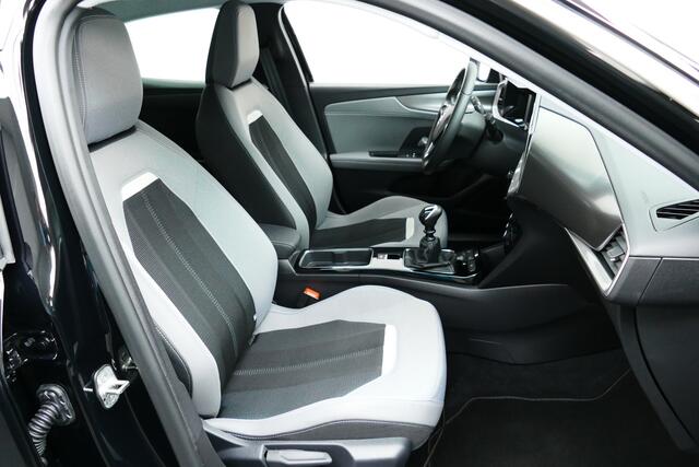 Opel MOKKA 1.2 130pk Turbo Business Elegance. Camera, Clima, Cruise, Navi, 17"LMV, Haak 1200kg