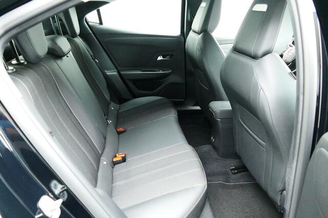Opel MOKKA 1.2 130pk Turbo Business Elegance. Camera, Clima, Cruise, Navi, 17"LMV, Haak 1200kg