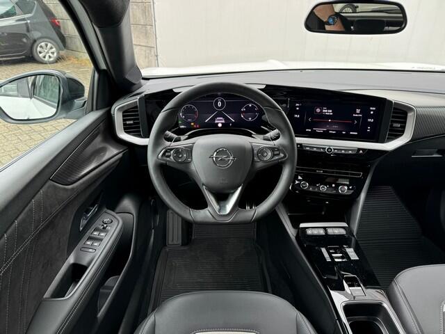 Opel MOKKA 1.2 Turbo Ultimate Automaat met 18inch, Stoel/Stuurverwarming, Alcantara, Adap.Cruise, LED, Dodehoek