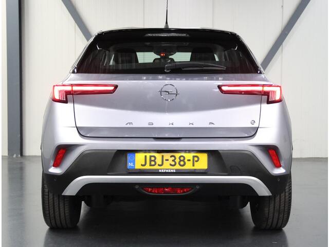 Opel MOKKA Mokka-e Elegance 50-kWh 136PK | AppleCarPlay/AndroidAuto | Cruise Control | Climate Control | Camera | Digitale Cockpit | Navigatie | FULL LED | TwoTone | Isofix | Armsteun |