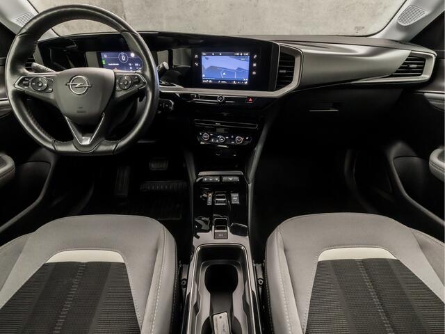 Opel MOKKA 1.2 Turbo Elegance Sport Automaat (VIRTUAL COCKPIT, APPLE CARPLAY, GROOT NAVI, STUUR/STOELVERWARMING, SPORTSTOELEN, 360 CAMERA, ADAPTIVE CRUISE, GETINT GLAS, NIEUWSTAAT)