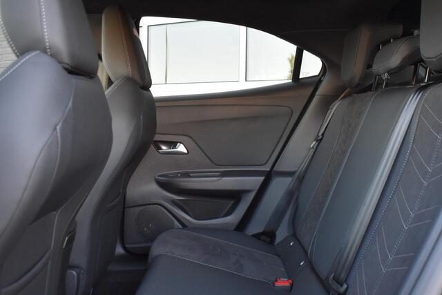 Opel MOKKA 1.2 Turbo 130PK Aut. Ultimate | LED | Camera | Navi| PDC | Incl. garantie