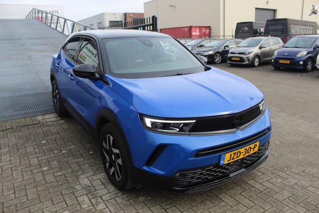 Opel MOKKA 1.2 Turbo Edition Virtueelcockpit XXL/Navigatie/Achteruitrijcamera/Apple carplay/Adaptive cruisecontrol/Stoelverwarming/Stuurverwarming/Parkeersensoren rondom/Led dagrijverlichting/Keyless/Privacyglas