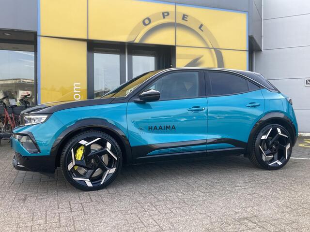 Opel MOKKA Electric 54 kWh 281pk GSE | Unieke uitvoering | Alcantara sportstoelen | 20" Lichtmetalen velgen | | Sperdifferentieel | Alcon remschijven met gele remklauwen | Navigatie | Stoel- en Stuurverwarming | Camera | Adapt. Cruise control | Zwart dak en motorka