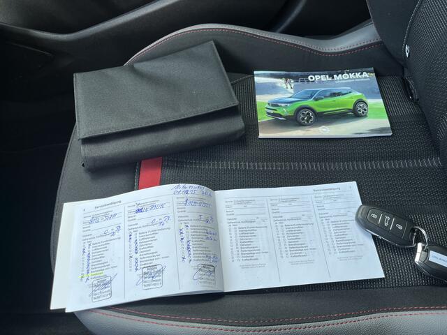 Opel MOKKA 1.2 Turbo GS Line // LED // DODEHOEK // KEYLESS // CAMERA // APPLE-ANDROID AUTO // STOELVERWARMING //