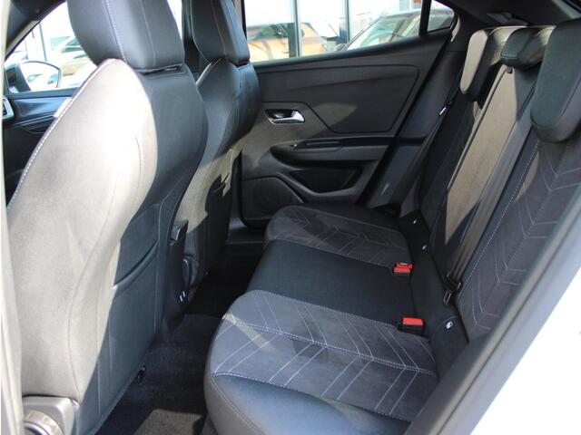 Opel MOKKA 1.2 Turbo Level 3 | Massage stoel / Camera / Alcantara bekleding
