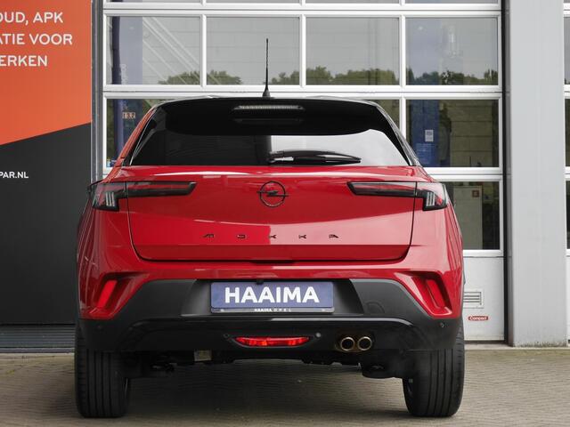 Opel MOKKA 1.2 Turbo 130pk Automaat Ultimate | Navigatie | Adapt. Cruise control | Climate control | Camera | Alcantara bekleding | Massage stoel | Parkeersensoren | Keyless entry & start | 18" Lichtmetalen velgen
