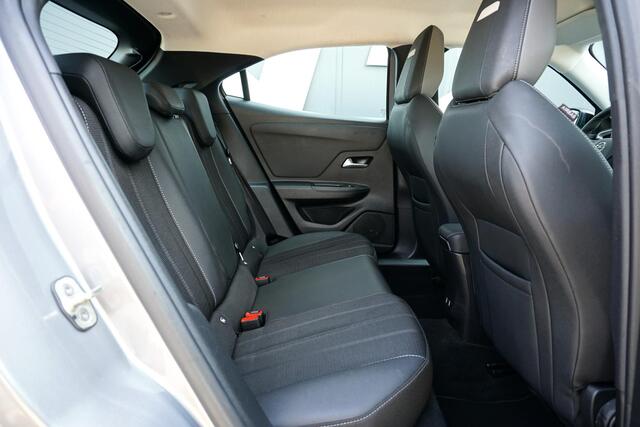 Opel MOKKA Mokka-e Edition 50-kWh Two-Tone + CAMERA / LED / APPLE CARPLAY