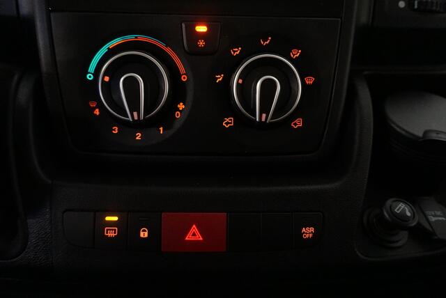 Opel MOVANO 2.3 Turbo L3H1 Bakwagen Meubelbak met Laadklep Airco Cruise Control Navigatie Zijdeur