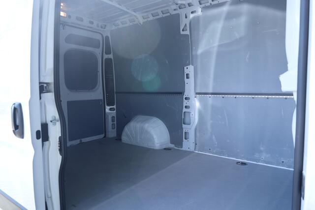 Opel MOVANO 2.2D 140 L2H2 Edition | Navi | Cruise | Side Bars | Betimmering |