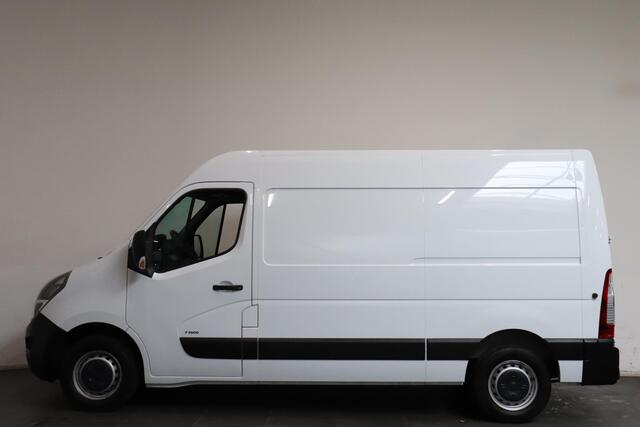 Opel MOVANO 135pk L2H2 Navigatie Camera DAB+ Airco Cruise Trekhaak Parkeersensoren