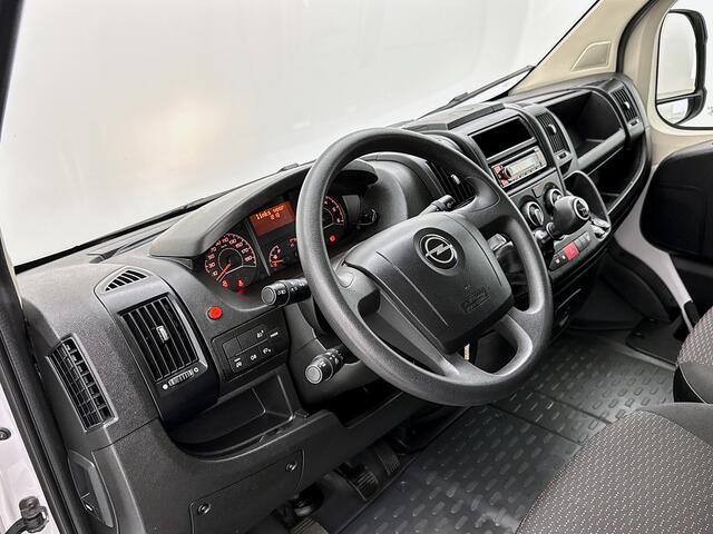 Opel MOVANO 2.2D 140pk Bakwagen met Laadklep Cruise Control Meubelbak Airco