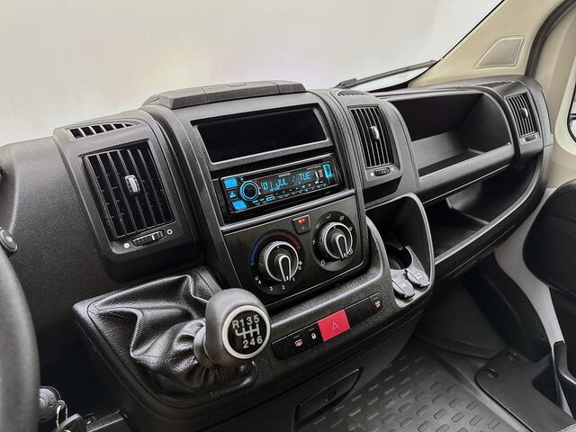 Opel MOVANO 2.2D 140pk Bakwagen met Laadklep Cruise Control Meubelbak Airco