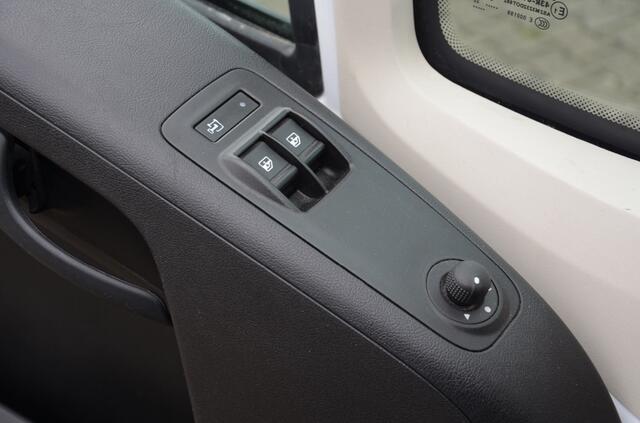 Opel MOVANO 2.2D 140 Maxi L2H1 Edition 3000kg trekgewicht