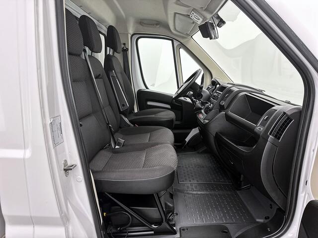 Opel MOVANO 2.2D 140pk Bakwagen D'Hollandia laadklep Achteruitrijcamera Airco Cruise control