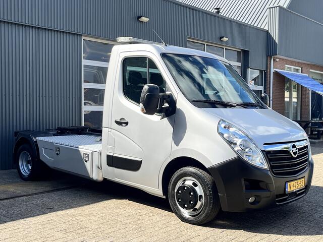 Opel MOVANO 2.3 CDTI BiTurbo L2 BE-Trekker 8300kg totaalgewicht Airco Cruise controle Navigatie Bluetooth 3-Persoons Euro 6 be trekker Trekker Oplegger trekker Schotel Sattelzugmachine