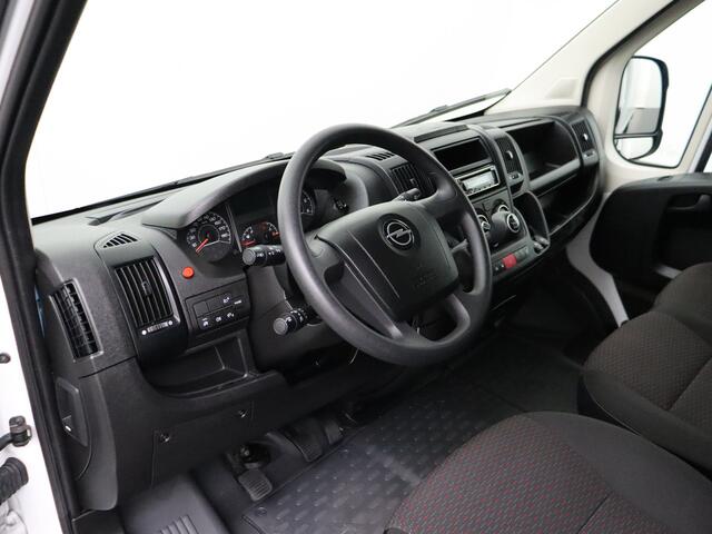 Opel MOVANO 2.3CDTi 140PK Bakwagen+Laadklep | Trekhaak !! | Airco | Camera | 3-Persoons | Dakspoiler