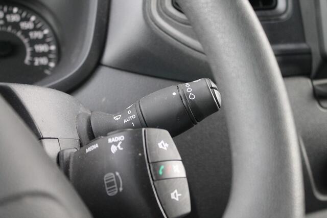 Opel MOVANO 2.3 Turbo L2H2 - Achteruitrijcamera - Airco - Verlichting aut.