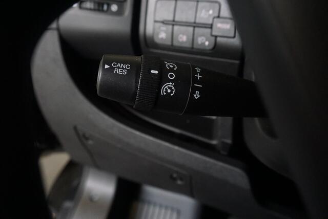 Opel MOVANO 140pk L2H2 Edition Navi Camera Parkeersensoren Trekhaak Cruise control Airco