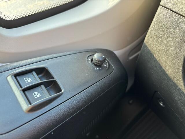 Opel MOVANO 2.2 HDI 140PK Meubelbak met Laadklep