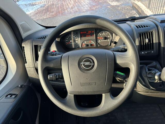 Opel MOVANO 2.2 HDI 140PK Meubelbak met Laadklep