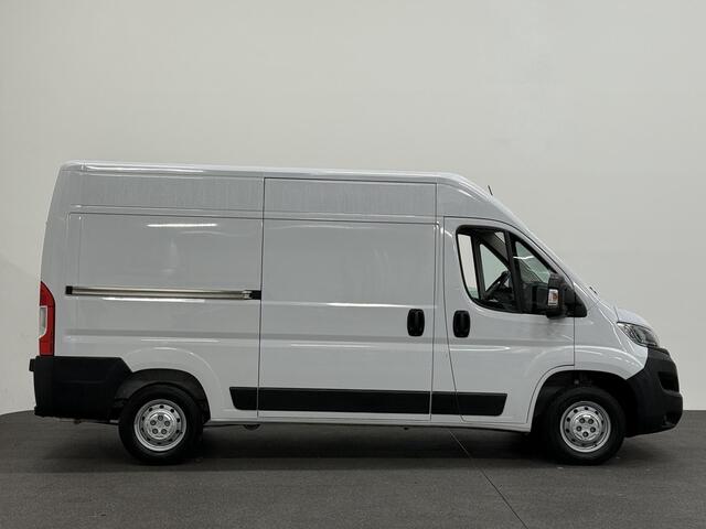 Opel MOVANO 2.2D 140 L2H2 Edition Opel Movano 2.2D 140 L2H2 Edition Airco Navi PDC Trekhaak Cruise control Nieuw Model