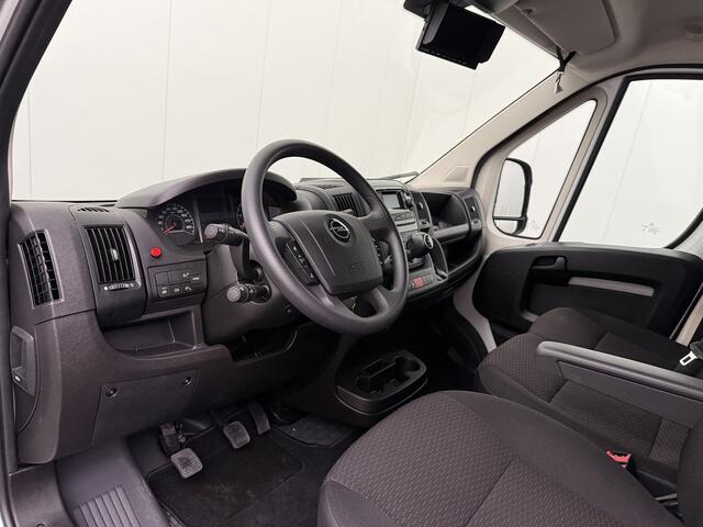 Opel MOVANO 140PK Bakwagen | Laadklep | Dakspoiler | Zijdeur | Airco | Camera | Cruise | 3-Zit