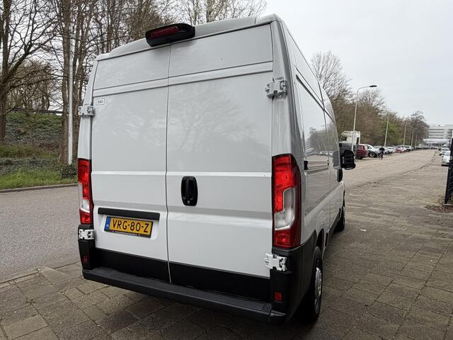 Opel MOVANO 2.2D 120 L2H2 EDITION AIRCO. NAVIGATIE. ACHTERUITRIJ CAMERA. CRUISE CONTROL.