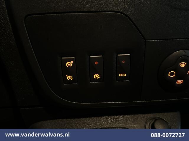 Opel MOVANO 2.3 CDTI 146pk L2H2 Euro6 Airco | Imperiaal | Navigatie | Camera | Cruisecontrol | 2500kg Trekhaak Parkeersensoren, Trap, Bijrijdersbank