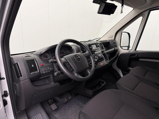 Opel MOVANO 2.2HDi Bakwagen+Laadklep | Airco | Camera | Cruise | 3-Zits