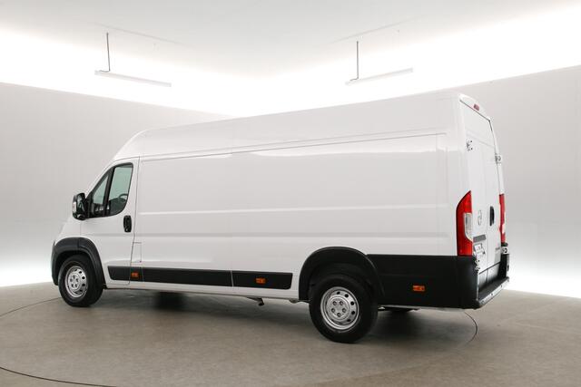Opel MOVANO 2.2D 165PK L4H2 | 3000kg Trekgew. | Airco | Cruise | 3 Zits | Parkeersens. | Stoelverw.