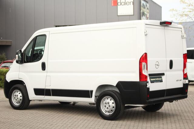 Opel MOVANO 2.2D 140pk L1H1 3.5t | Cruise | Carplay/Android | Navi | Camera | PDC | Lease 360,- p/m