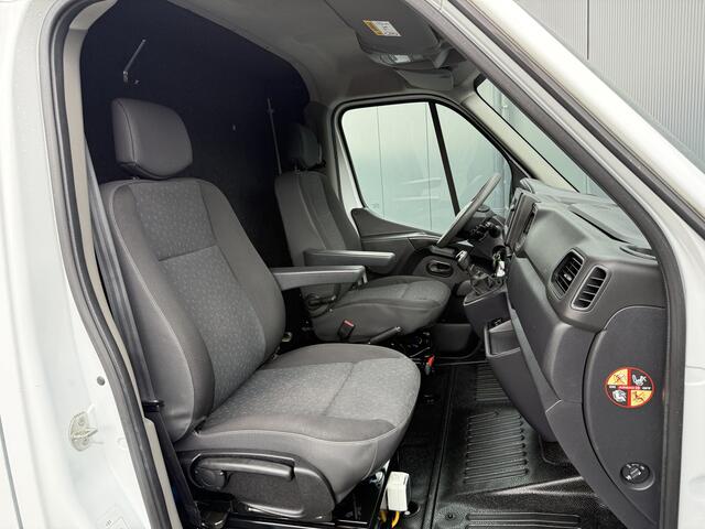 Opel MOVANO 2.3 Turbo 150 PK / L2H2 / INRICHTING / RVS IMPERIAAL + LADDER / 2.5 TONS TREKHAAK / AIRCO / CRUISE / NAVI / CAMERA
