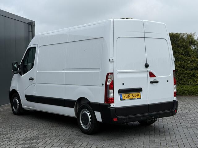 Opel MOVANO 2.3 Turbo 150 PK / L2H2 / 1e EIG. / TREKHAAK / 3-ZITS / AIRCO / CRUISE / INRICHTING / LED / 2500 KG AHG