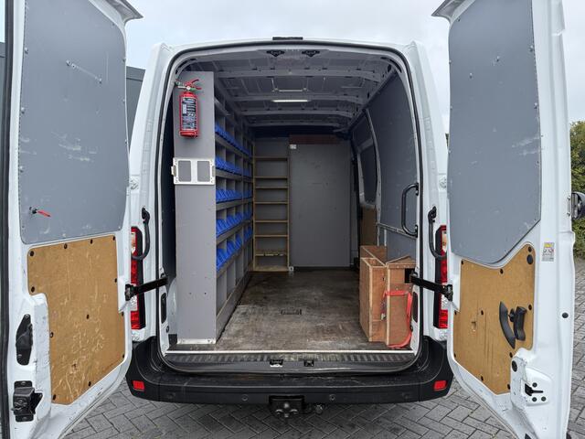 Opel MOVANO 2.3 Turbo 150 PK / L2H2 / 1e EIG. / TREKHAAK / 3-ZITS / AIRCO / CRUISE / INRICHTING / LED / 2500 KG AHG