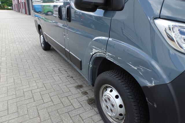 Opel MOVANO 2.2D 140 L2H1 3.5t 3 zits 51414 km !!!!!!!! nieuw model