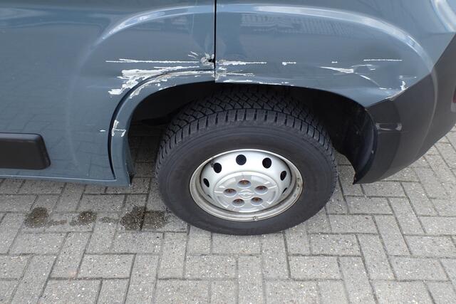 Opel MOVANO 2.2D 140 L2H1 3.5t 3 zits 51414 km !!!!!!!! nieuw model