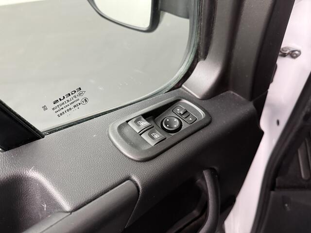 Opel MOVANO 2.3Turbo 150PK L2H2 Imperiaal | Trekhaak | Navigatie | Camera | Cruise | Airco | 3-Zits