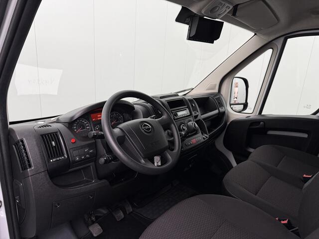 Opel MOVANO 2.3CDTi 140PK Bakwagen+Laadlift | Dakspoiler | Camera | Airco | Cruise | 3-Zits