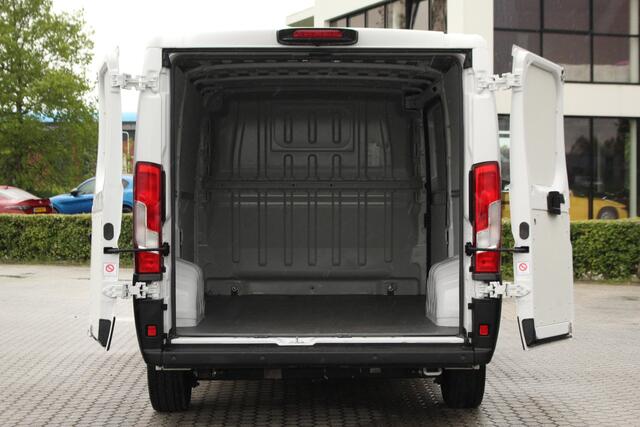 Opel MOVANO 2.2D 140pk L2H1 3.5t | Cruise | Carplay/Android | Navi | Camera | PDC | Lease 378,- p/m