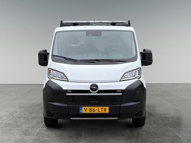 Opel MOVANO Electric L3 3.5t Zwaar 110kWh | 22 kW BOORDLADER | 8 JAAR GARANTIE | 3-ZITS | DAKFLITSER | ALL SEASON BANDEN | APPLE CARPLAY / ANDROID AUTO | CAMERA | KEYLESS | Bluetooth | Lederen stuurwiel | Keyless Entry | Automatische airco | Volwaardig reservewiel
