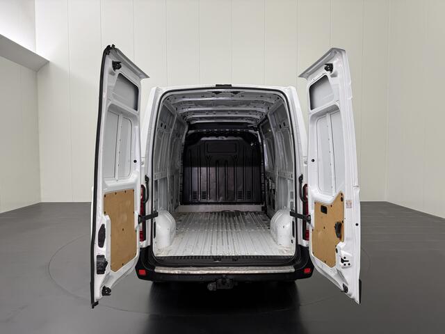 Opel MOVANO 2.3CDTI 145PK BiTurbo L2H2 | Navigatie | Airco |Cruise | 3-Zits